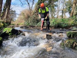 Brasted Lower Weir being removed