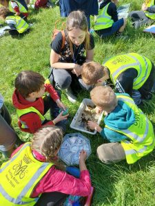 Children experience a SERT education session